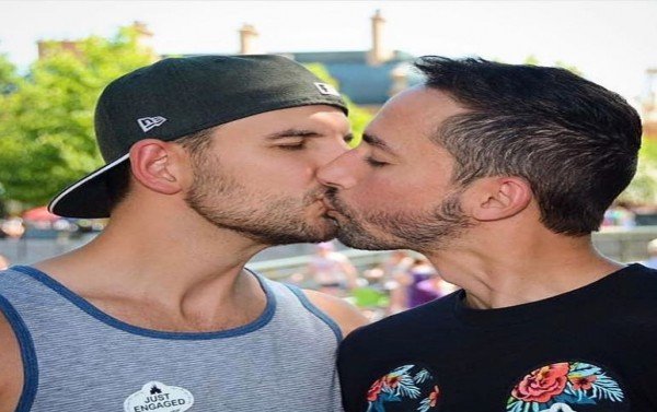 Skandal Video Bokep Gay Viral  KOTA PARIAMAN